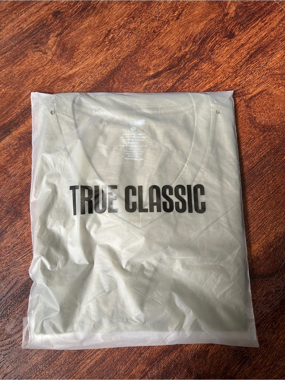 New in Packaging True Classic Army Green V Neck T Shirt Size Large